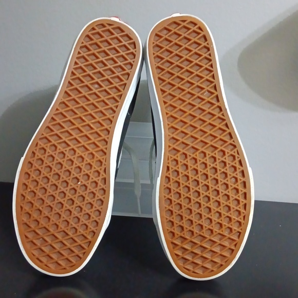 Vans Women 8.5 & mens 7 Sk8 skateboard sneakers - Picture 10 of 12